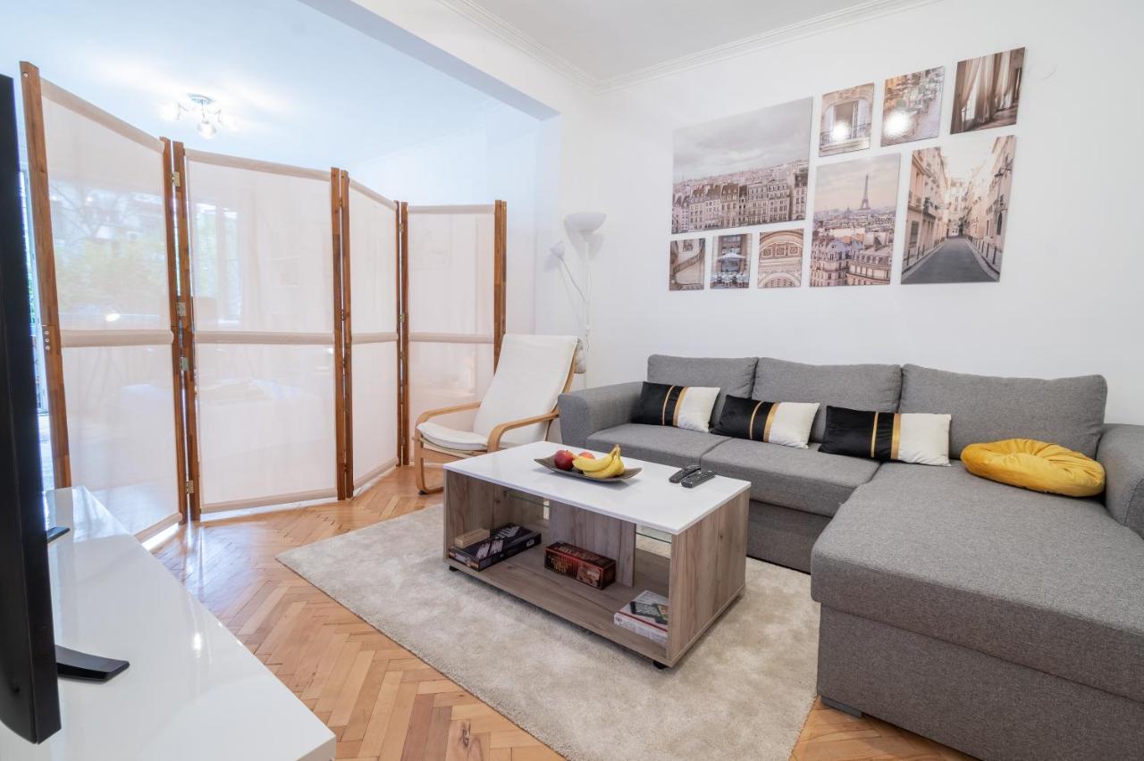 Vivid Condo By Ndk And Vitosha Blvd With Free Secured Parking And Ac Sofia Exterior photo